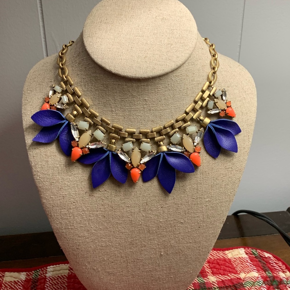 Stella & Dot Melia Necklace with box